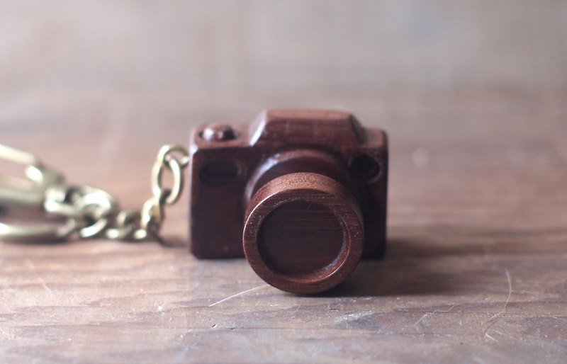 手工木制微型相机▣ 深核钥匙圈 - 钥匙链/钥匙包 - 木头 咖啡色