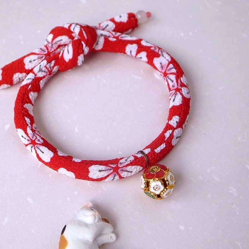 日本犬猫和布颈圈 项圈(单结式)--赤樱+梅铃 - 项圈/牵绳 - 丝．绢 红色