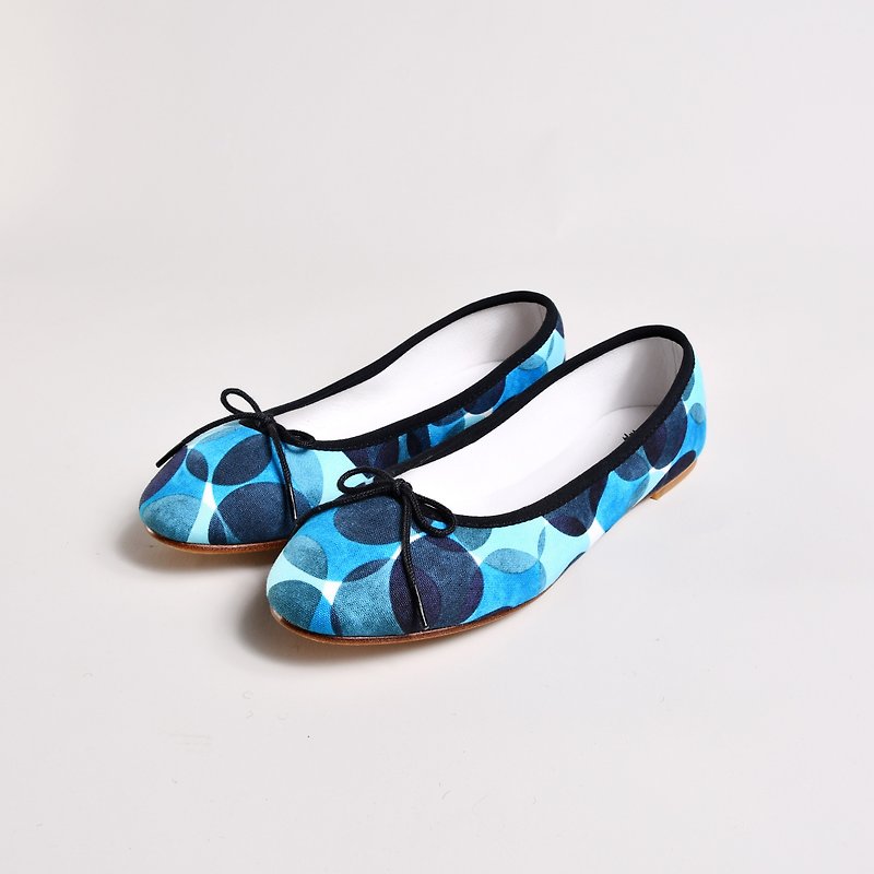 【Off-season sale】娃娃鞋kate/普普风蓝 - 芭蕾鞋/娃娃鞋 - 其他材质 蓝色