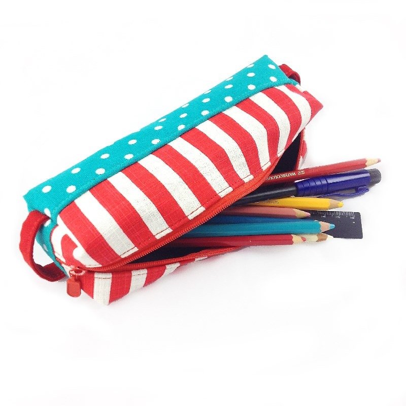 WaWu 吐司笔袋 (红白条纹) - 铅笔盒/笔袋 - 棉．麻 绿色