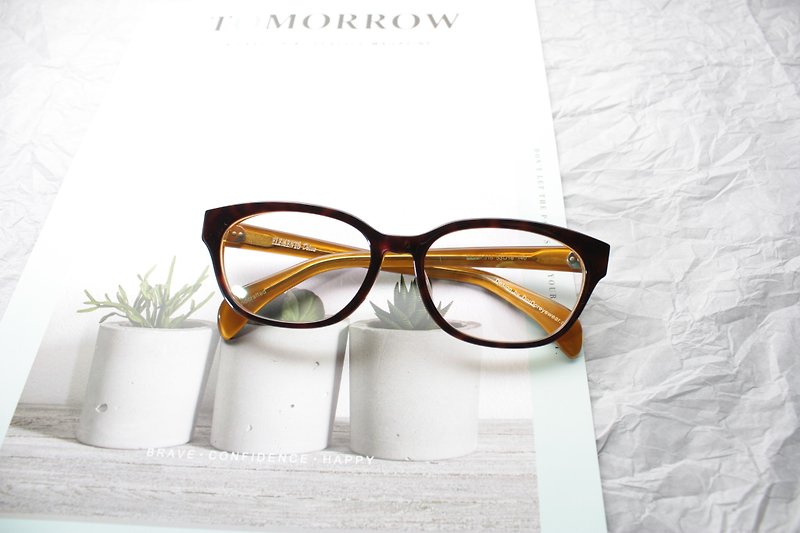 玳瑁双色威灵顿款日本手造眼镜框 亚洲面型设计 - 眼镜/眼镜框 - 其他材质 咖啡色