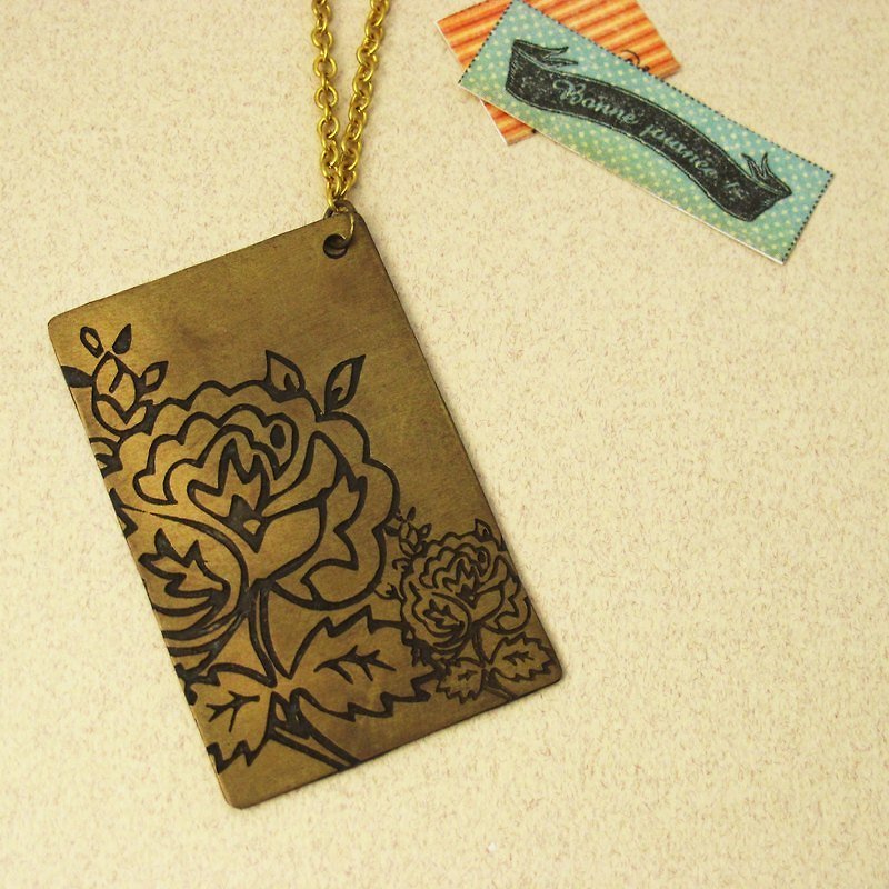 海棠花 手工 花朵图案 黄铜项链-ART64 - 项链 - 其他金属 金色