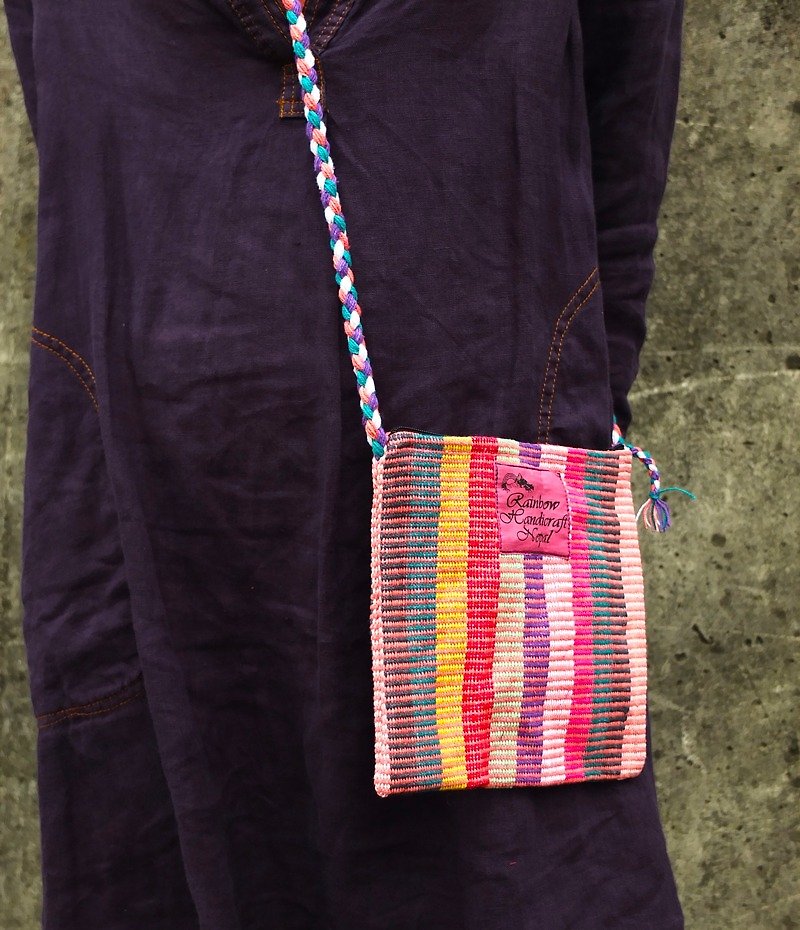<全台独家手工编织>尼泊尔RHN侧背包／护照包／万用袋（粉红彩纹） - 侧背包/斜挎包 - 其他材质 粉红色