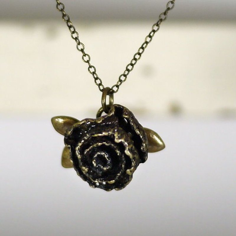 【金＊夏琳 · 饰品】 真蕾丝玫瑰项链 --纯铜/古铜色 - 项链 - 其他金属 