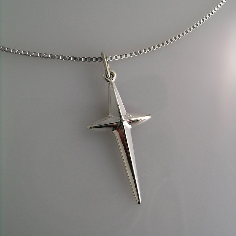 FUHSIYATUO 芙西雅朵 星光十字架纯银坠饰 - 项链 - 其他金属 白色