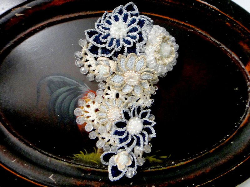 日本 handmade minami 全人手制勾花胸针 - 胸针 - 其他材质 蓝色