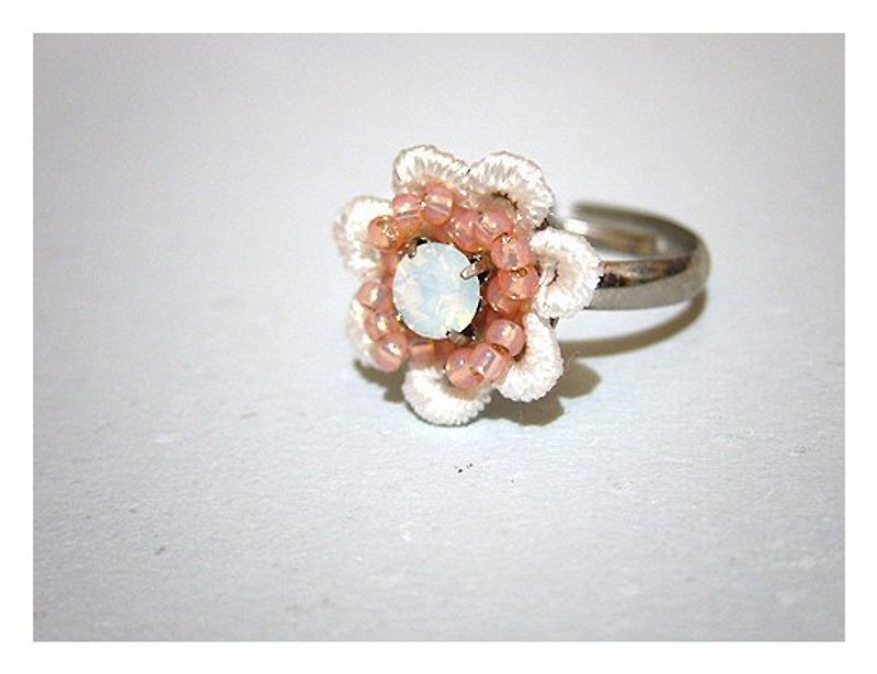 蕾丝花戒指 - 戒指 - 其他材质 粉红色