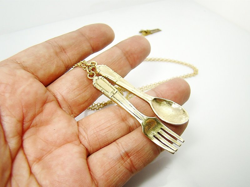 spoon and fork pendant in brass ,Rocker jewelry ,Skull jewelry,Biker jewelry - 项链 - 其他金属 