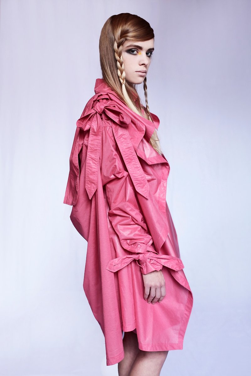 风衣: 桃红: 意大利制 - 女装西装外套/风衣 - 棉．麻 红色