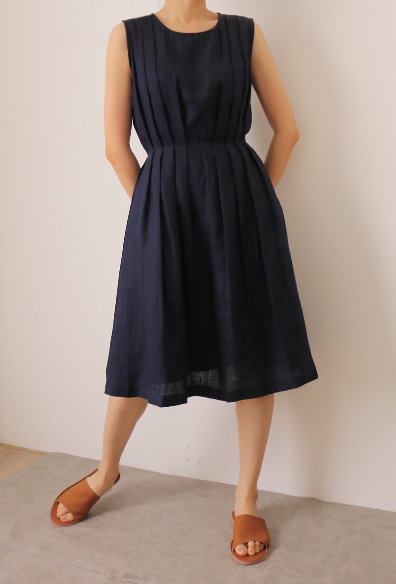 Etude Dress 深蓝无袖亚麻夏日婚宴微礼服(可订做其他颜色) - 洋装/连衣裙 - 棉．麻 