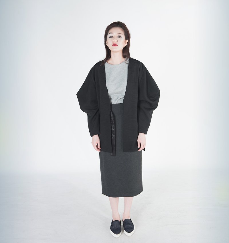 Clivia 立体袖围裹式外套(奢华欧洲系列) - 女装休闲/机能外套 - 其他材质 黑色
