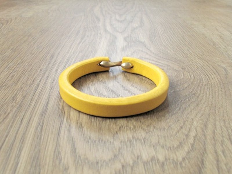简约风 手制皮革手环 (柠檬黄) - 手链/手环 - 真皮 黄色