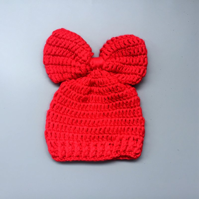 日安朵朵 / 大红蝴蝶结毛线帽 Red Ribbon 摄影拍照造型好帮手 - 围嘴/口水巾 - 其他材质 红色
