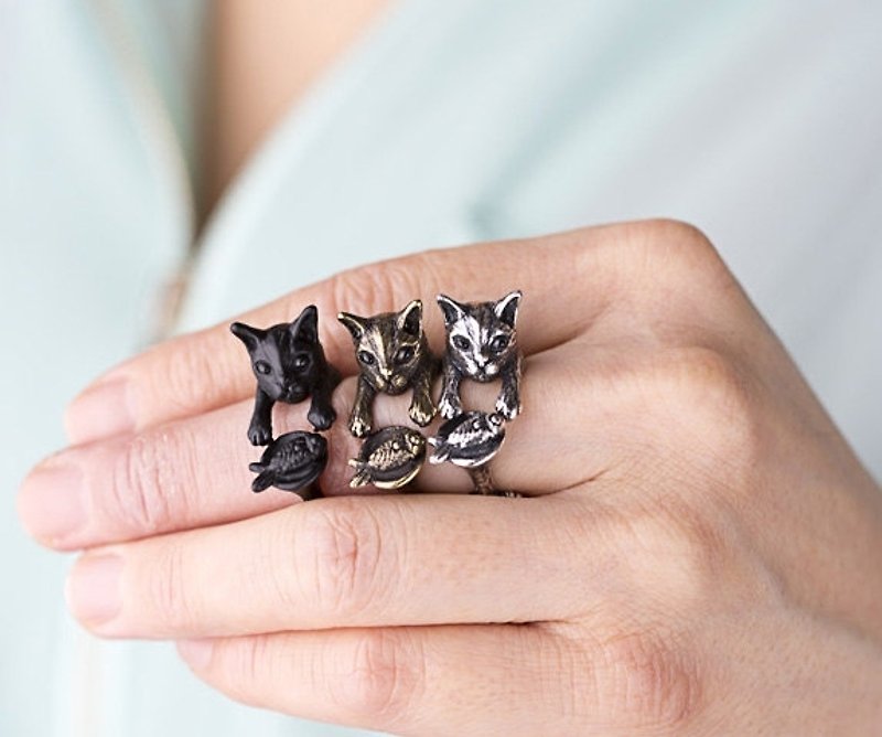 猫抱鱼绕圈戒指 - 戒指 - 其他金属 灰色