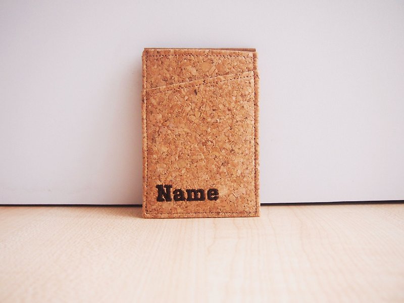 Paralife 软木 卡片银包 量身订造 可放 工作证 信用卡 加刺绣个性化名字 - 名片夹/名片盒 - 木头 咖啡色