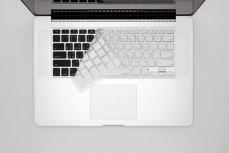 BF Apple MacBook Pro 13/15 键盘保护膜 白底黑字 8809305223914 - 平板/电脑保护壳 - 硅胶 白色