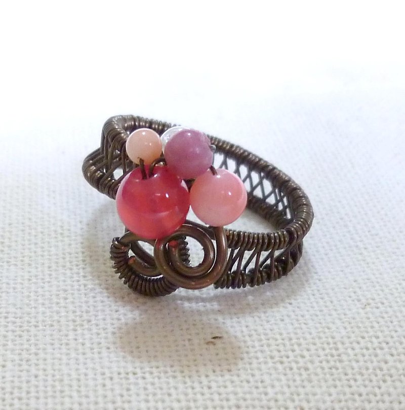 PINK超粉嫩复古感小品戒指 - 戒指 - 其他金属 粉红色