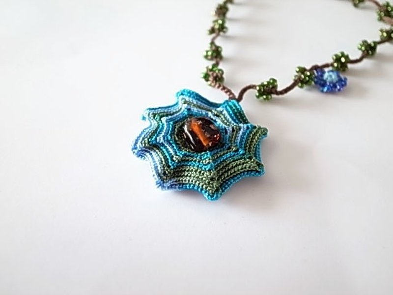 手工蕾丝饰品(蕾丝项炼，夏绿蒂的网 II) - 项链 - 其他材质 多色