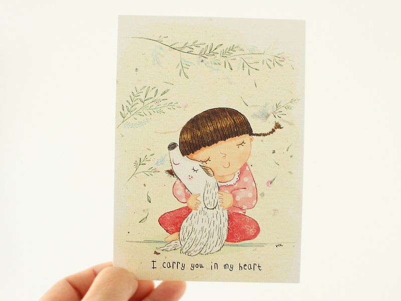Lena和森林朋友 II 小女孩抱抱狗明信片 II - 卡片/明信片 - 纸 