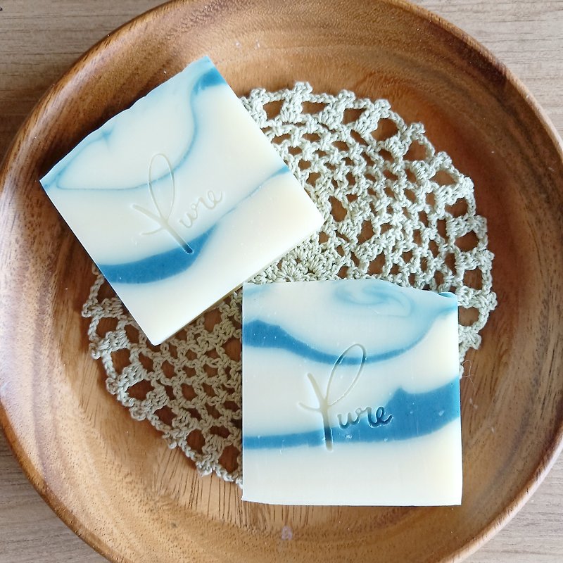 Pure纯粹手工皂-天空纾压皂(消除不安情绪) - 肥皂/手工皂 - 植物．花 蓝色