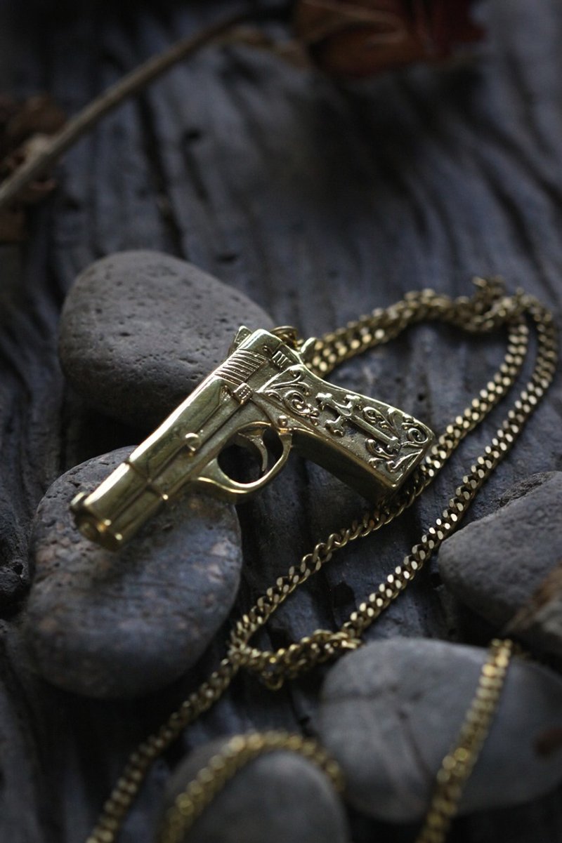 Romeo's gun Charm Necklace by Defy. - 项链 - 其他金属 