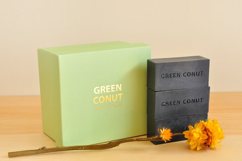 《绿果》经典礼盒 - 黑木死海泥皂 55g 3 入 ＋ 小提袋 - 润发用品 - 植物．花 黑色