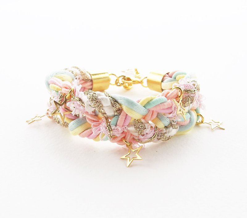 ♥ ELBRAZA ♥ Pastel braided bracelet with gold star. - 手链/手环 - 其他材质 多色