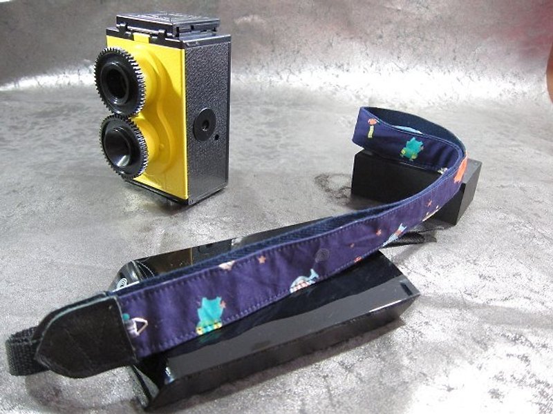 "外星人出没" 舒压背带 相机 乌克丽丽    Camera  Strap - 相机背带/脚架 - 其他材质 紫色