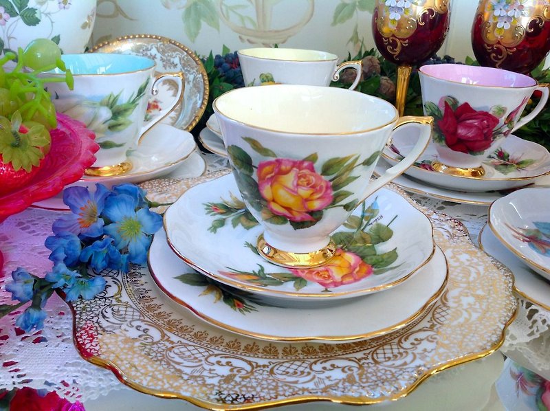 ♥安妮疯古物♥英国骨瓷Royal albert 集团黄玫瑰花茶杯咖啡杯三件组~ 新年送礼 - 茶具/茶杯 - 其他材质 橘色