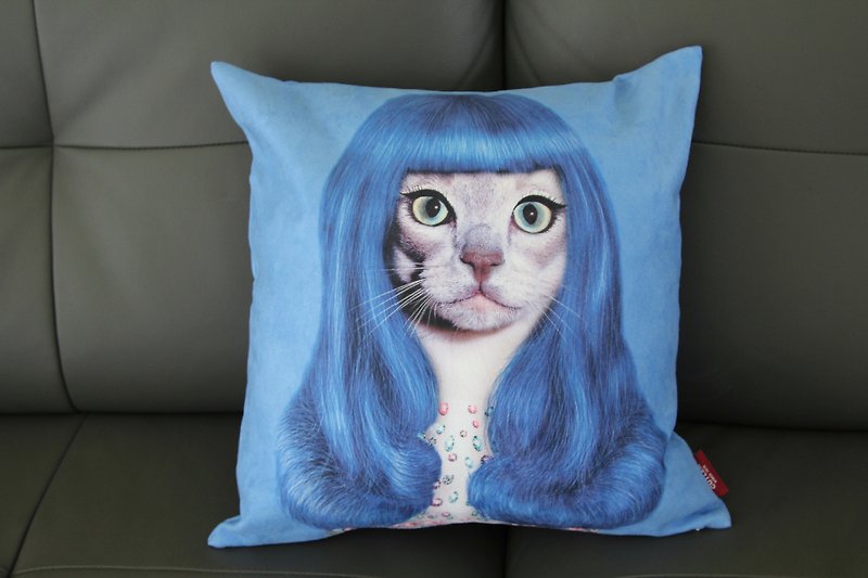 〔SUSS〕明星动物绒毛抱枕套（姬蒂·佩芮Katy Perry。猫咪）--适合办公室/居家/送礼/生日使用。现货包邮 - 枕头/抱枕 - 棉．麻 蓝色