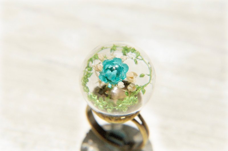 情人节礼物 / 森林女孩 / 英式干燥花透明玻璃球戒指 -蓝色森林 - 戒指 - 玻璃 多色