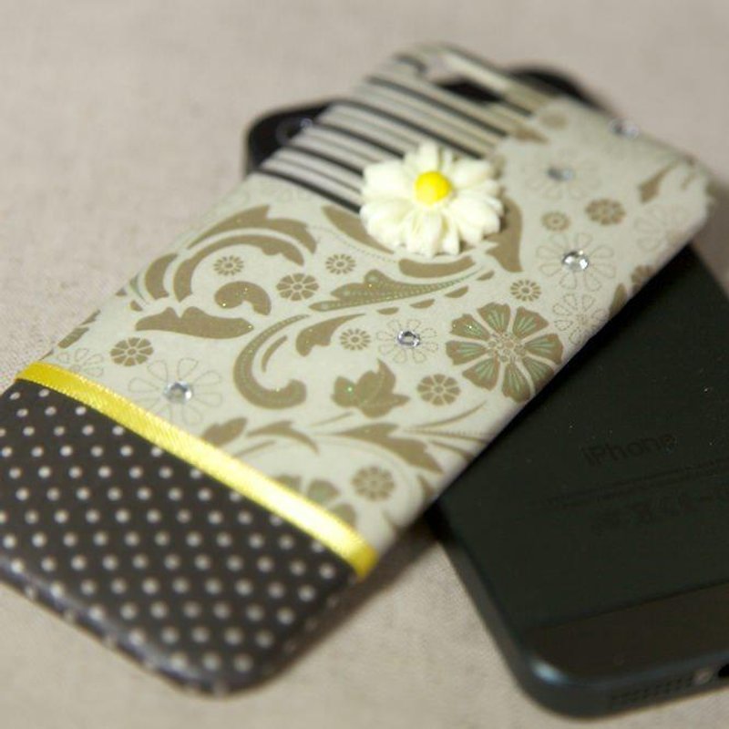 iPhone 5 背包外壳：法式古花 - 手机壳/手机套 - 防水材质 黄色