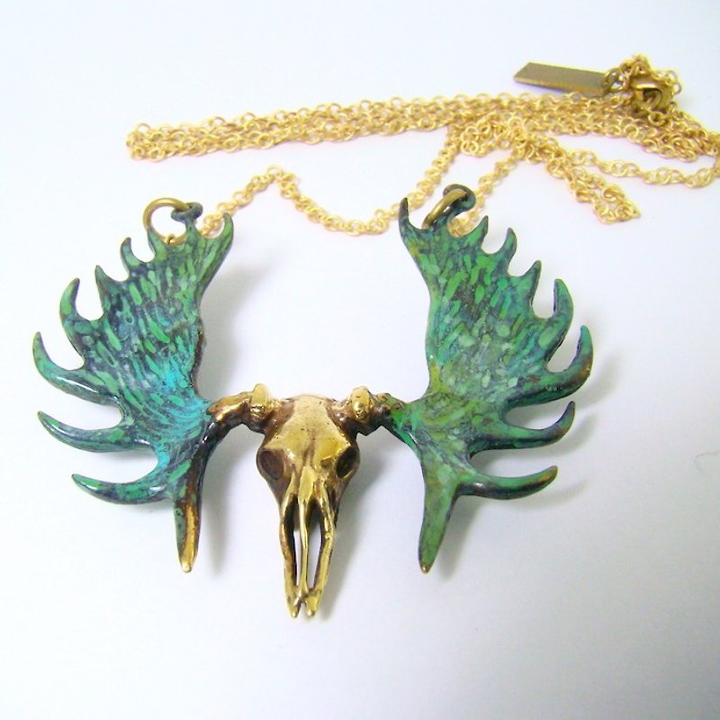 Moose skull pendant in brass with green patina color and oxidized antique color ,Rocker jewelry ,Skull jewelry,Biker jewelry - 项链 - 其他金属 