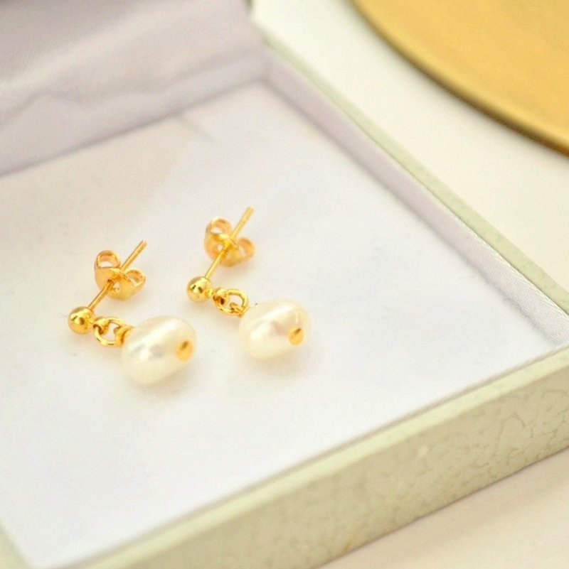 earrings One grain White Pearl Pierce - 耳环/耳夹 - 宝石 金色