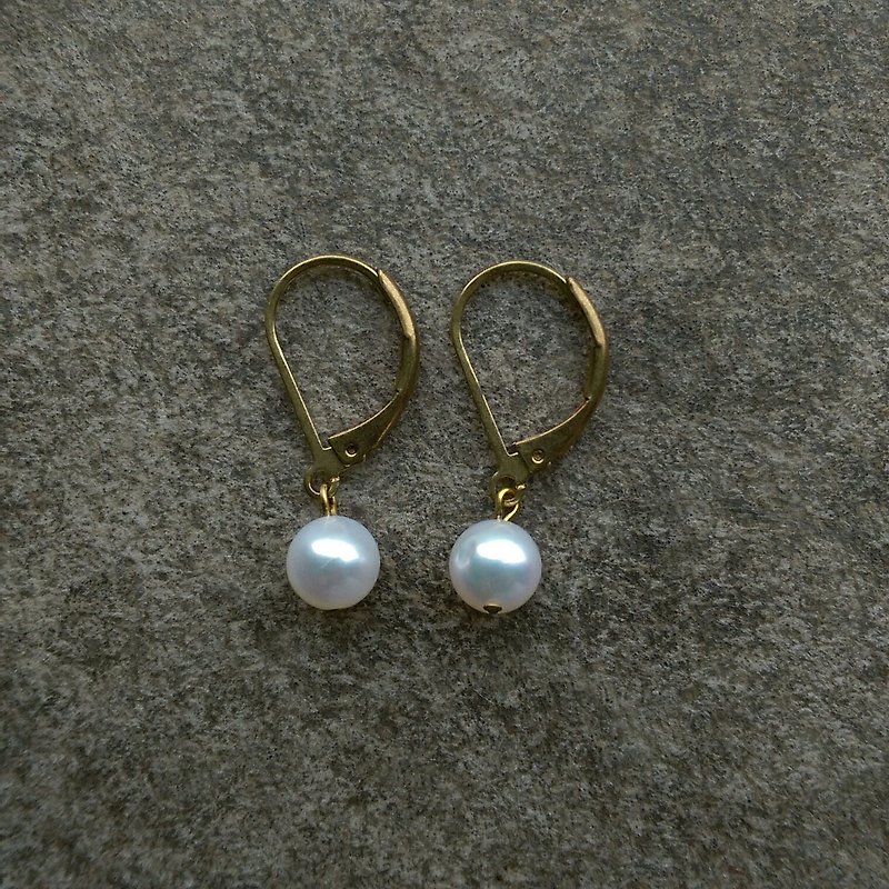 简约淡水珍珠耳环 - 耳环/耳夹 - 宝石 白色