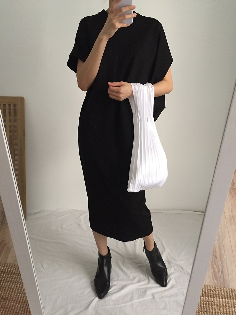 Yohji Dress 和服比例袖棉质中长黑色洋装 - 洋装/连衣裙 - 棉．麻 黑色