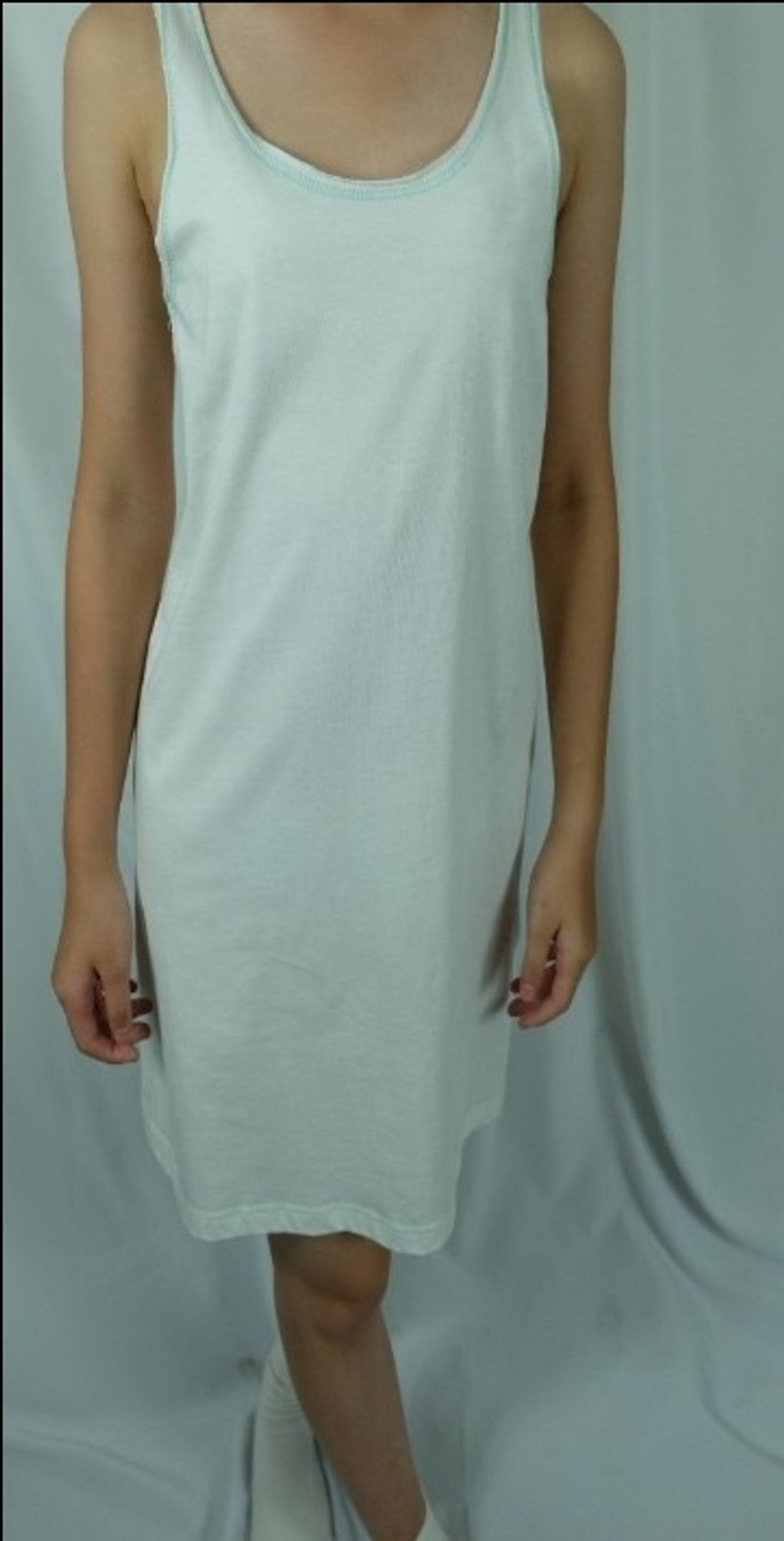 简单的力量  Gain Giogio经典居家背心长版T(100%有机棉) - 女装背心 - 棉．麻 白色
