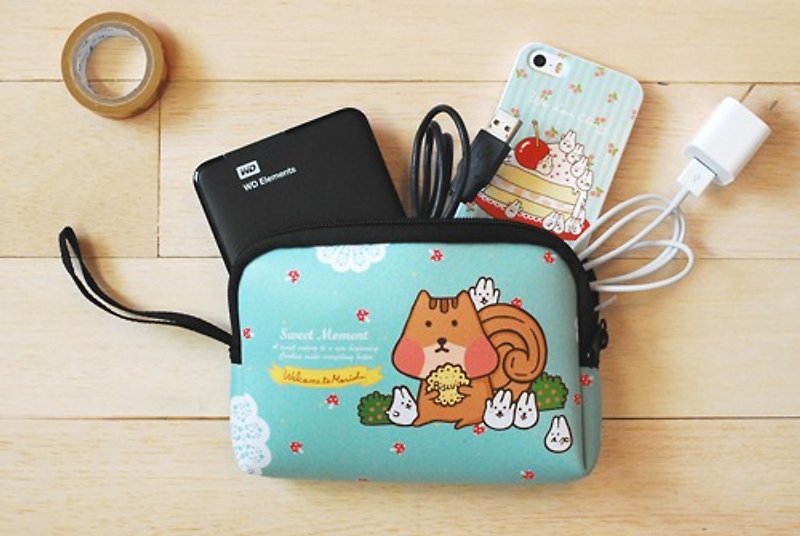 *Mori Shu* 护照旅行/手机硬盘3C包-松鼠饼干款 - 化妆包/杂物包 - 纸 多色