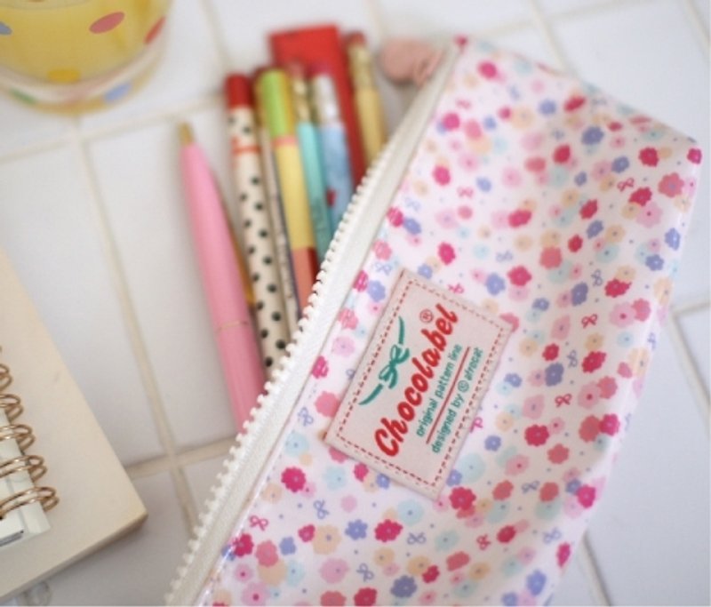 韩国【Afrocat】Oilcloth pouch P (Pink Floral) 复古娃娃笔袋 - 其他书写用品 - 其他人造纤维 粉红色