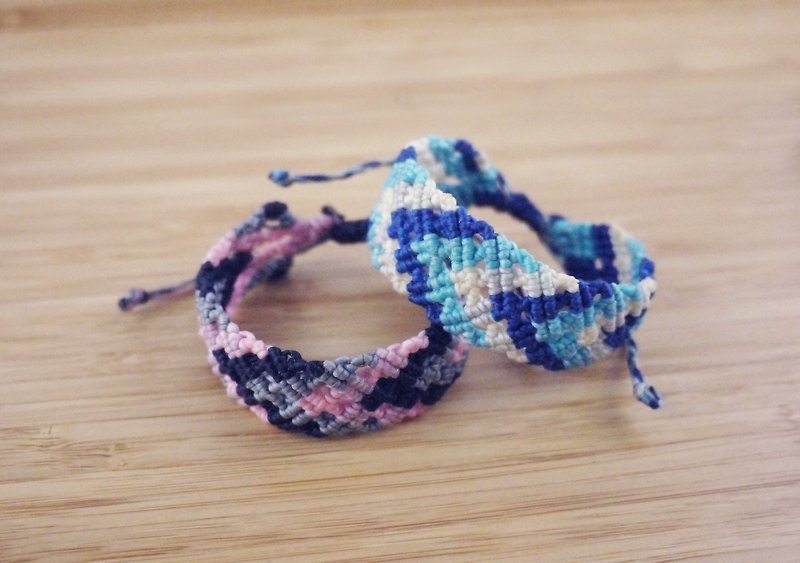【勇气】蚕丝蜡线 编织手环 - 手链/手环 - 其他材质 多色