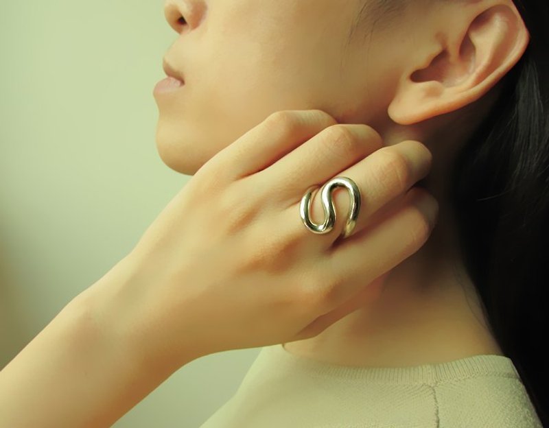 Super ring_超能戒指 | mittag jewelry | 设计师手工 纯银戒指 - 戒指 - 银 银色