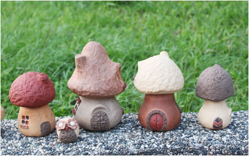 【蘑菇村 Mushroom Village】超质感陶手作蘑菇大屋,4款/组/特价 - 花瓶/陶器 - 陶 橘色
