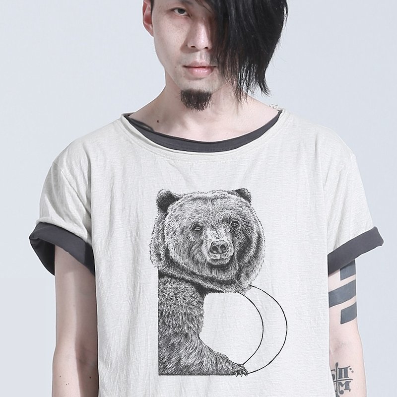 Bear 熊 手绘字母T - 男装上衣/T 恤 - 棉．麻 白色
