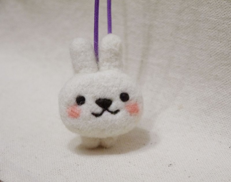 羊毛毡跳跳兔 钥匙圈/ 项链/ 包包吊饰   功能择一  可订做成自家兔宝宝的样子唷 可以自己配色唷 - 耳机 - 羊毛 白色