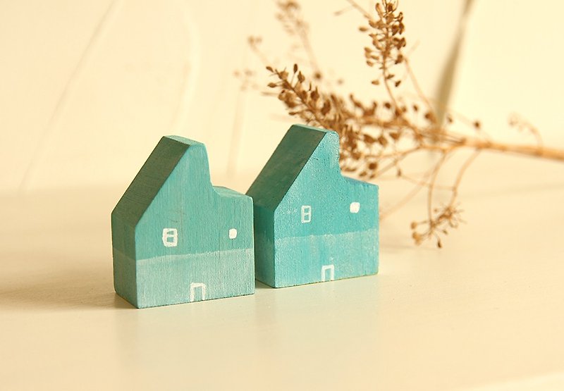薄荷房3-木头彩绘小房子/屋系列-圣诞小物钥匙圈 - 钥匙链/钥匙包 - 木头 蓝色