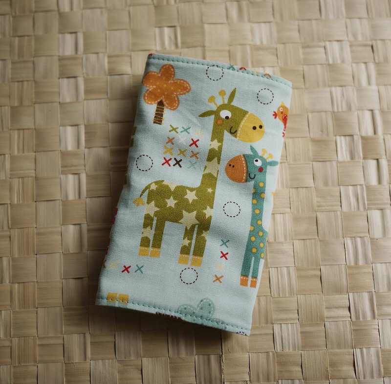 婴幼儿背带专用防水口水巾/口水布/防污垫=台湾棉布=长颈鹿=水绿 - 围嘴/口水巾 - 其他材质 绿色