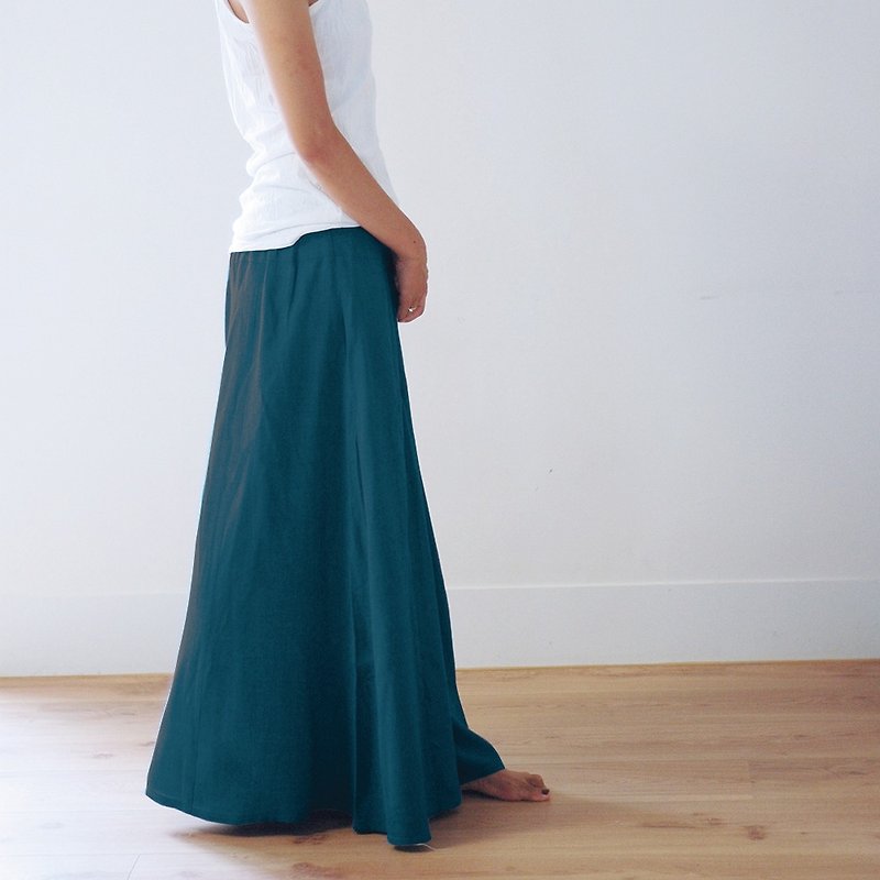 手工棉麻宽摆裤裙 - 蓝绿 - 女装长裤 - 棉．麻 绿色