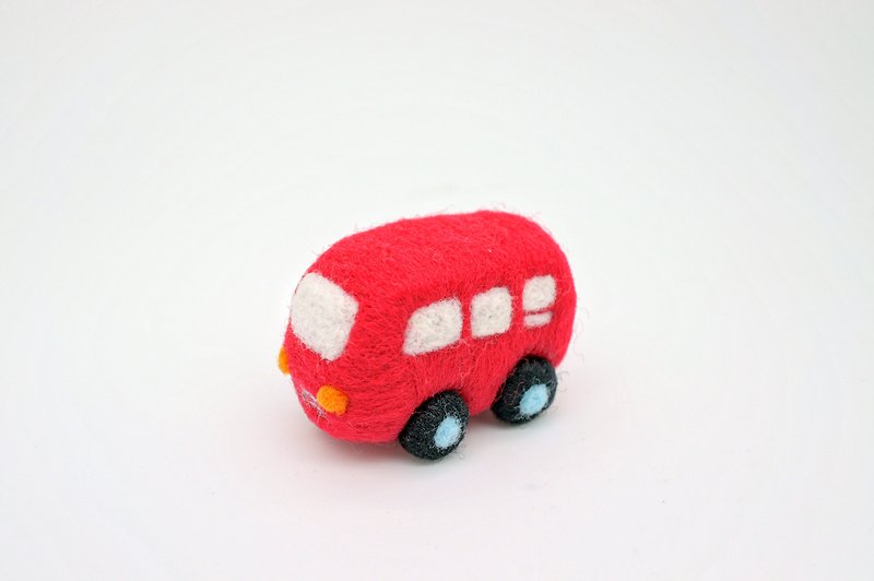 羊毛毡小物 -- 红色小汽车（可定制手机吊饰、防尘塞、钥匙圈） - 钥匙链/钥匙包 - 羊毛 红色