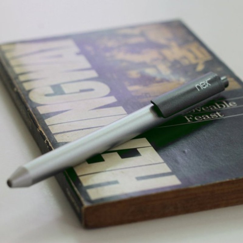 PREMEC 瑞士笔 NEX 特别款 胶墨笔 银色笔身黑色笔芯 单入 - 圆珠笔/中性笔 - 塑料 银色