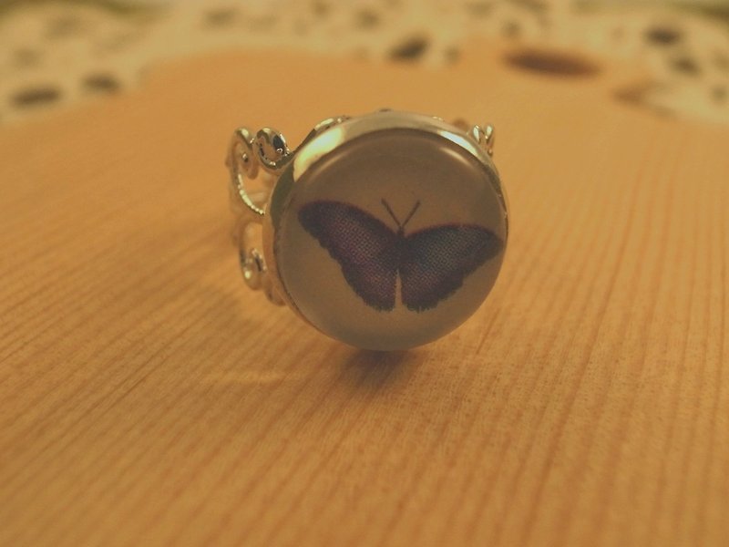 《花园系列》紫蝴蝶戒指(白底) - 戒指 - 其他金属 